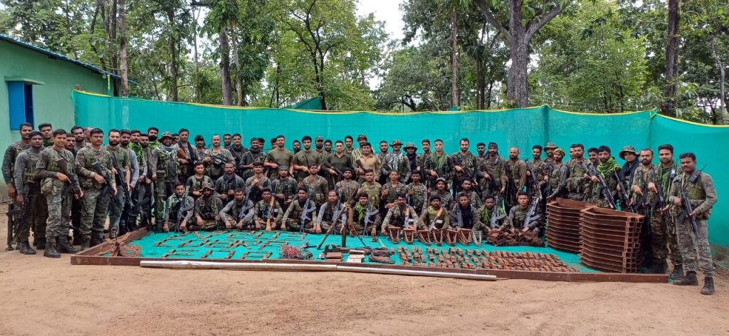सुकमा में नक्सलियों का बड़ा जखीरा बरामद – भारी मात्रा में हथियार, विस्फोटक और लोहे की सामग्री जब्त